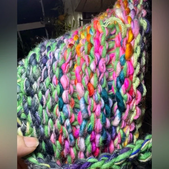 Hand Knit Luxury Infinity Cowl•One of a Kind Chunky Boho Scarf •Artisan Knitwear - Picture 14 of 17